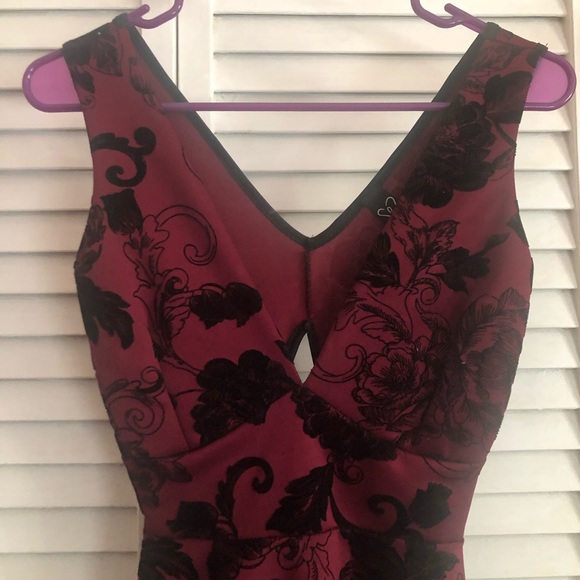 Windsor Deep V Fit and Flare Dress in Burgundy with velvet flowers - Picture 3 of 4